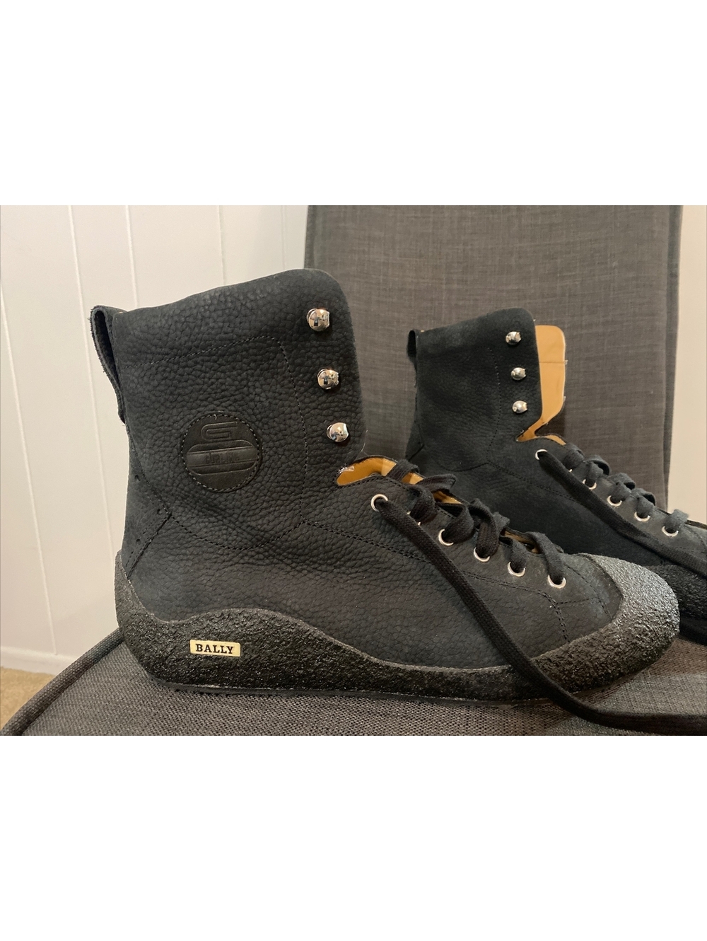 Men’s BALLY Monster Curling Boots 11D